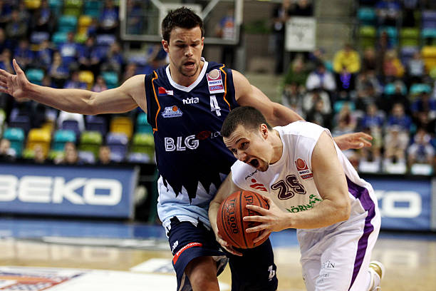 赛的进球比 赛的进球比